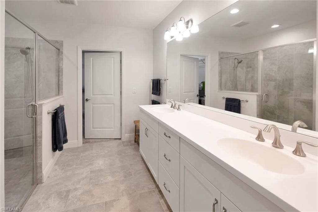 2542 Seychelles Dr 704, Naples, FL 34112-15