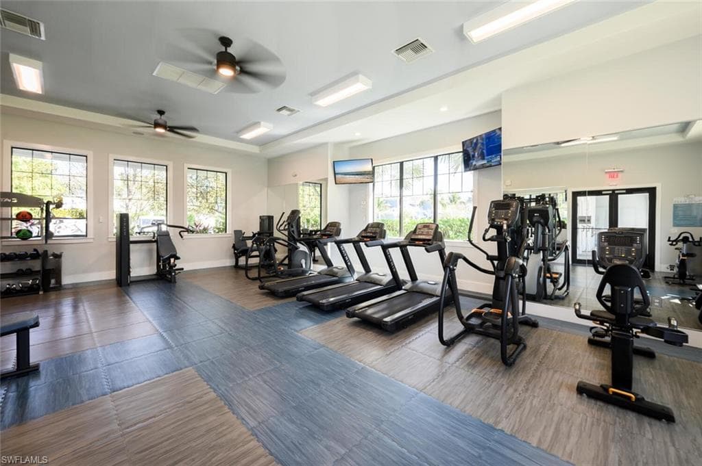 2542 Seychelles Dr 704, Naples, FL 34112-35