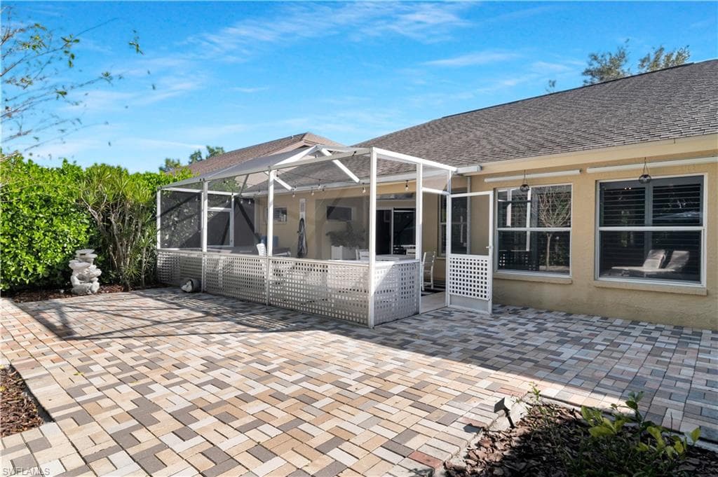 7739 Citrus Hill Ln, Naples, FL 34109-25