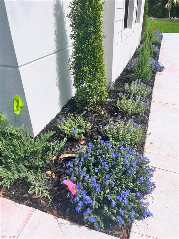 4895 22 Ave SE, Naples, FL 34117-9