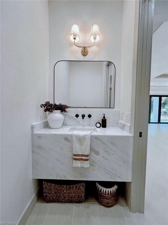 4895 22 Ave SE, Naples, FL 34117-24