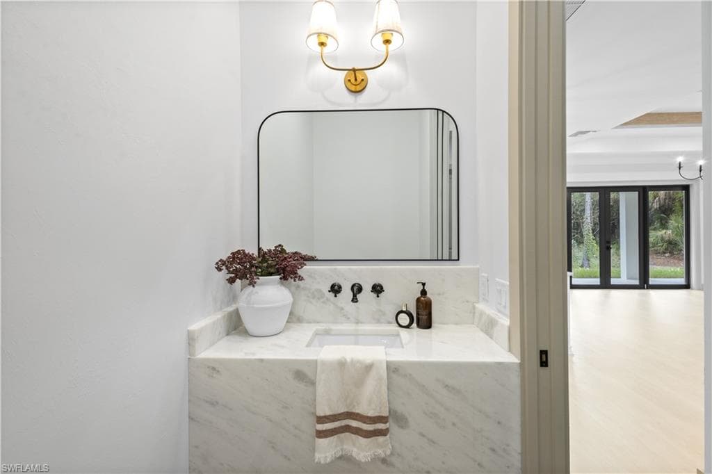 4895 22 Ave SE, Naples, FL 34117-25