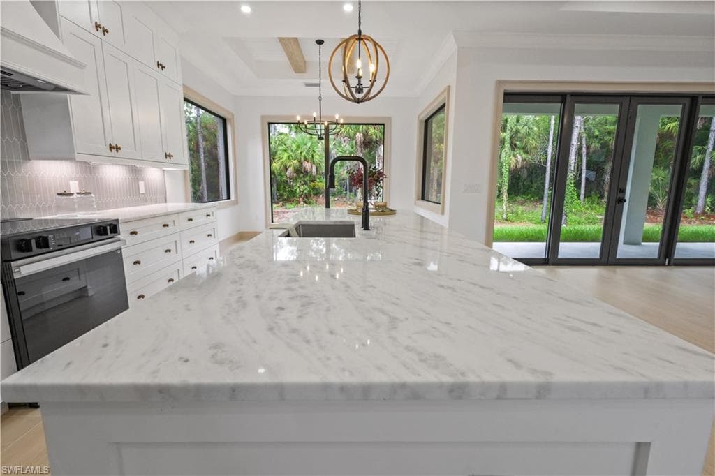 4895 22 Ave SE, Naples, FL 34117-28