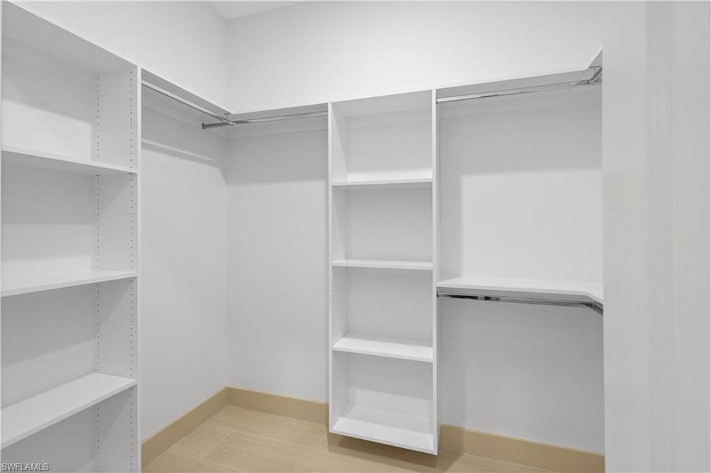 4895 22 Ave SE, Naples, FL 34117-32