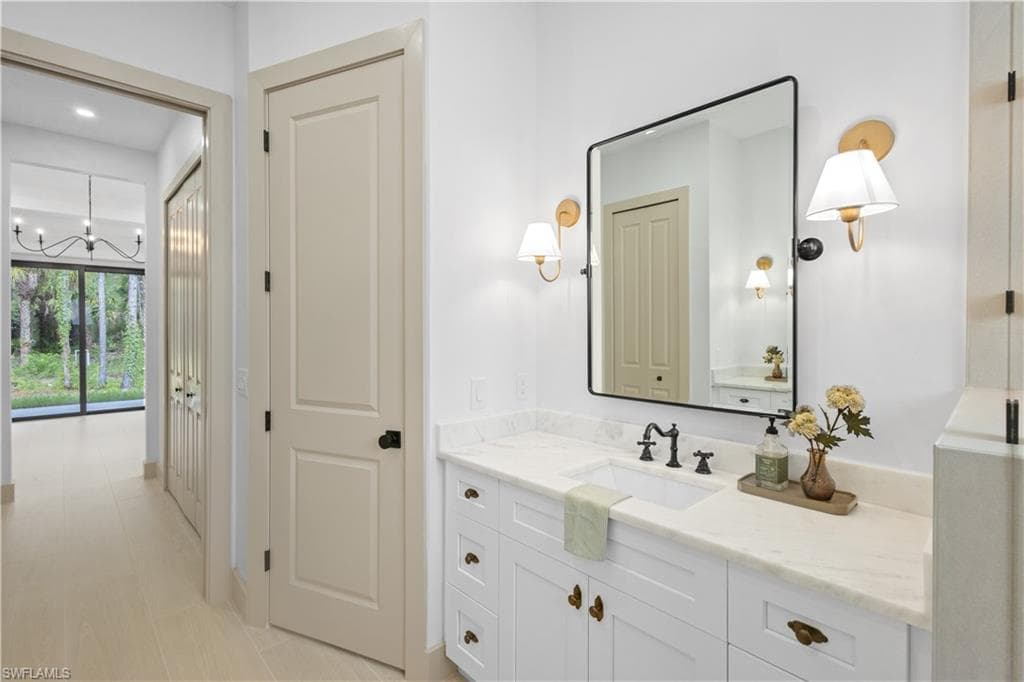 4895 22 Ave SE, Naples, FL 34117-35