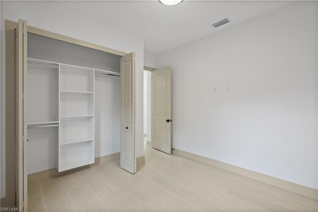 4895 22 Ave SE, Naples, FL 34117-44