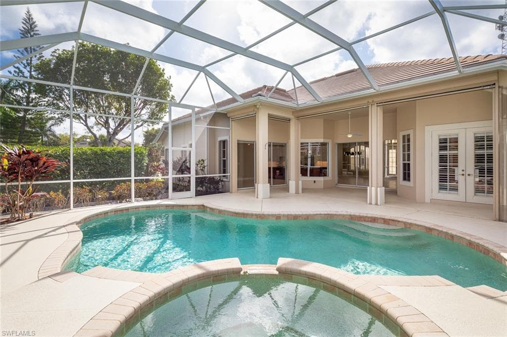 6900 Mill Run Cir, Naples, FL 34109-9