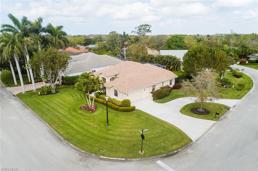 6900 Mill Run Cir, Naples, FL 34109-5