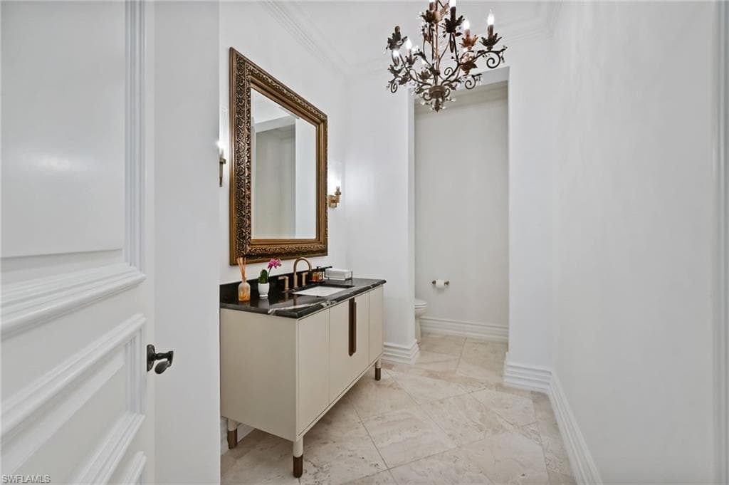 333 Sedgwick Ct, Naples, FL 34108-24