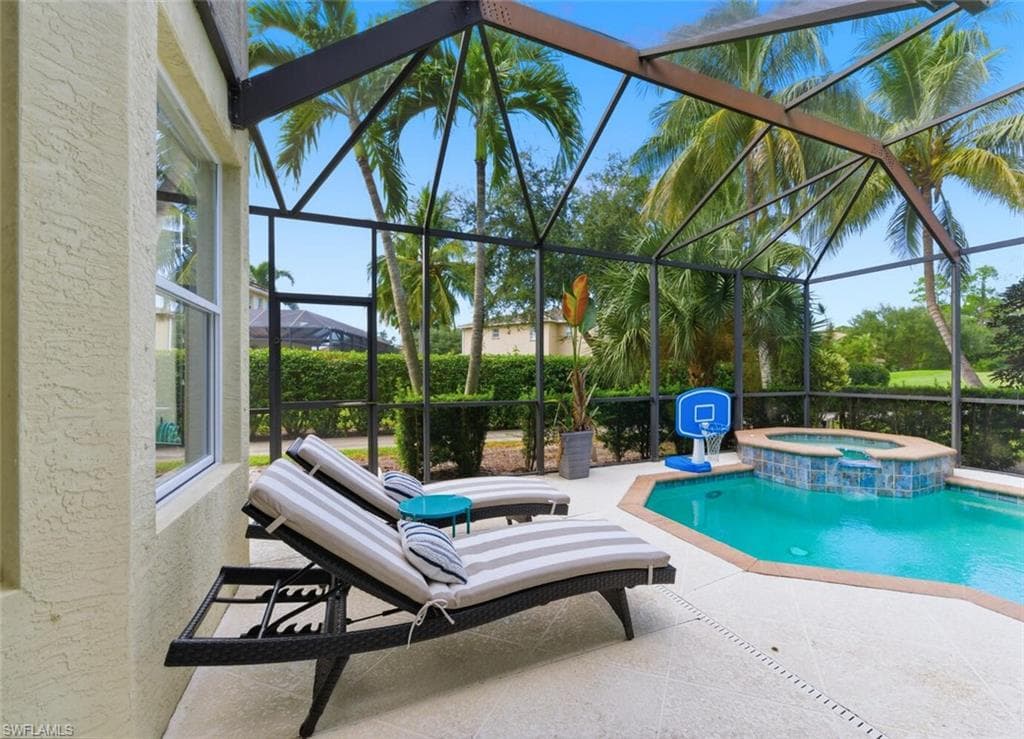 2004 Par Dr, Naples, FL 34120-33