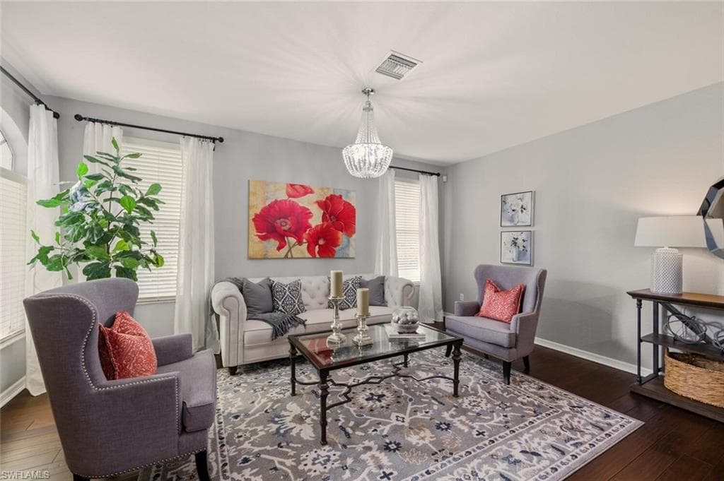 2004 Par Dr, Naples, FL 34120-2