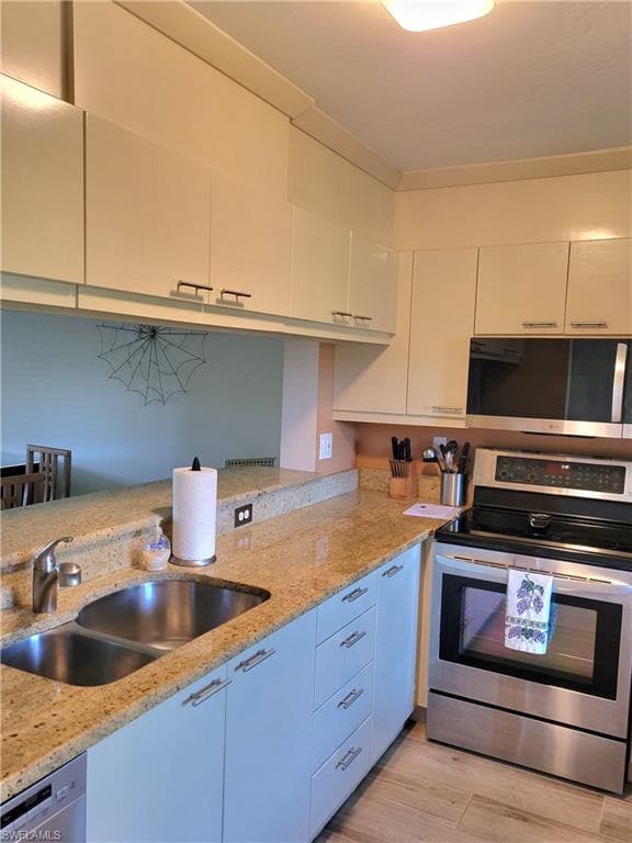 1001 Eastham Way C106, Naples, FL 34104-3