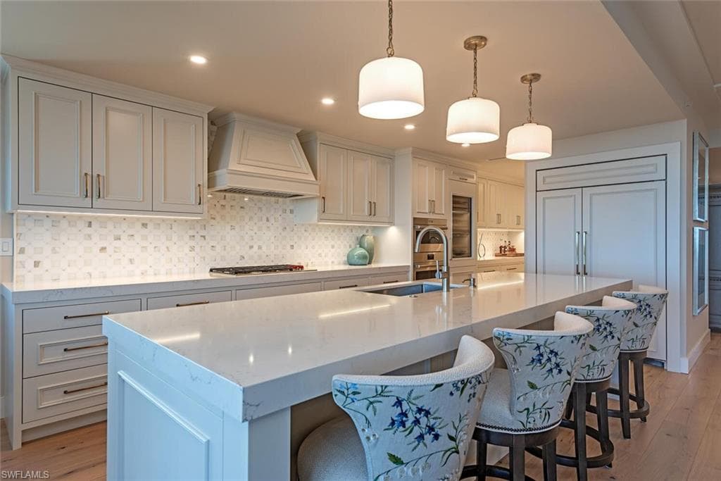 13935 Old Coast Rd 606, Naples, FL 34110-11