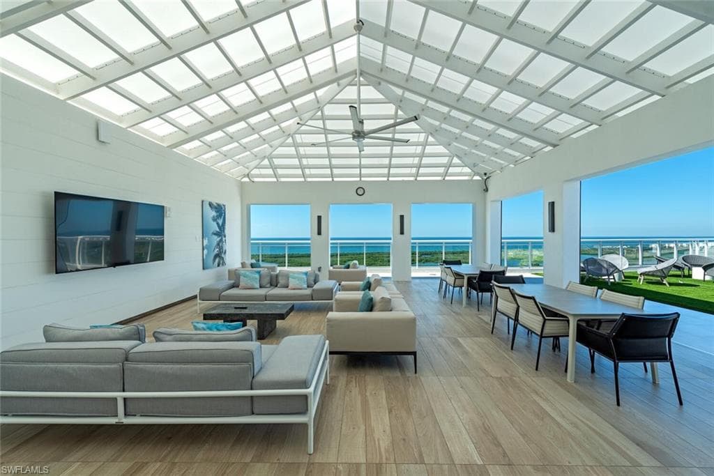 13935 Old Coast Rd 606, Naples, FL 34110-34