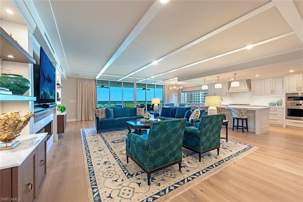 13935 Old Coast Rd 606, Naples, FL 34110-2