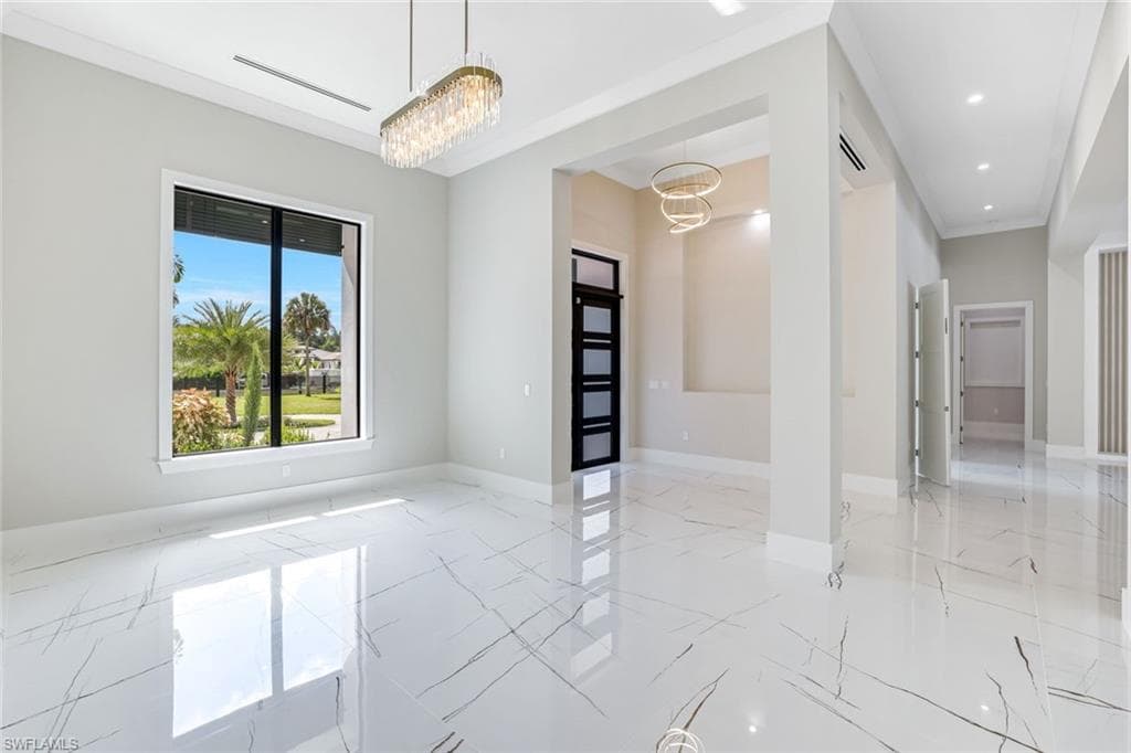 3691 21st Ave SW, Naples, FL 34117-9