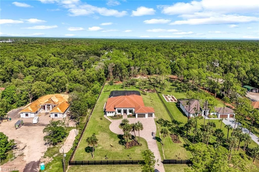 3691 21st Ave SW, Naples, FL 34117-29