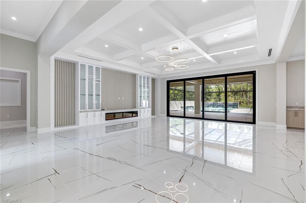 3691 21st Ave SW, Naples, FL 34117-6