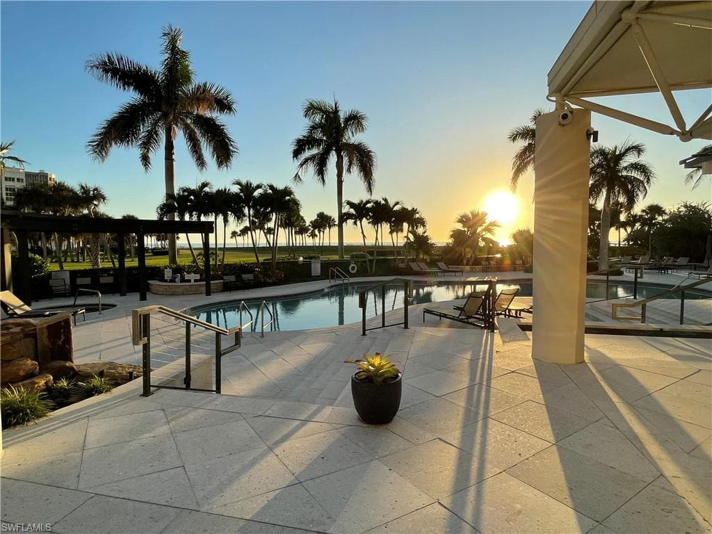 4251 Gulf Shore Blvd N 18a, Naples, FL 34103-34