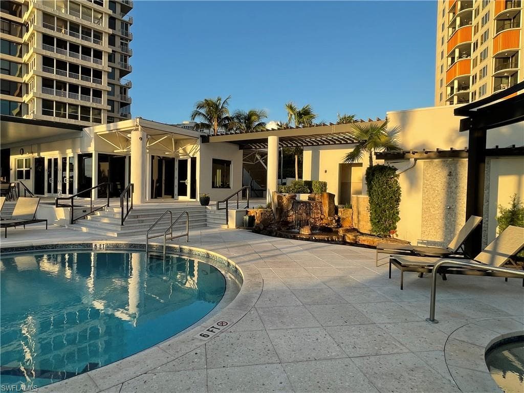 4251 Gulf Shore Blvd N 18a, Naples, FL 34103-35