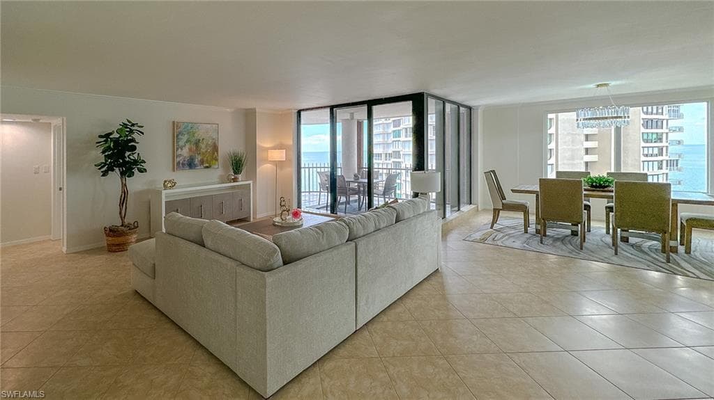 4251 Gulf Shore Blvd N 18a, Naples, FL 34103-7