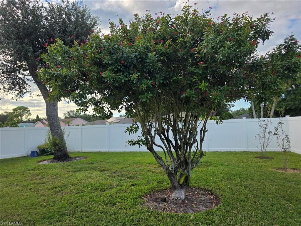 857 Summerfield Dr, Naples, FL 34120-15