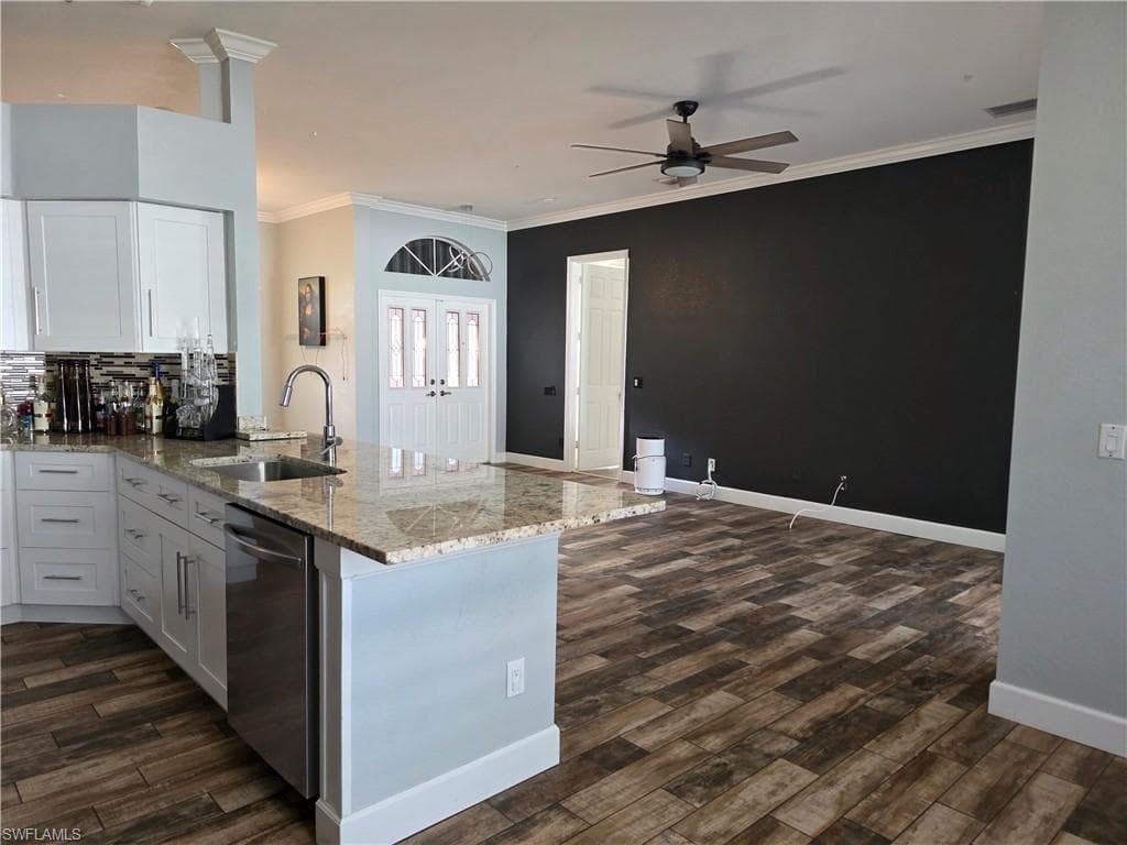 857 Summerfield Dr, Naples, FL 34120-43