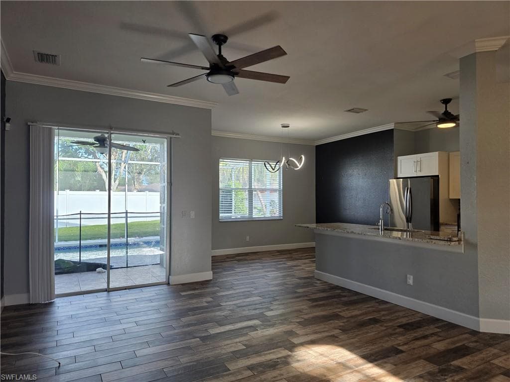 857 Summerfield Dr, Naples, FL 34120-48