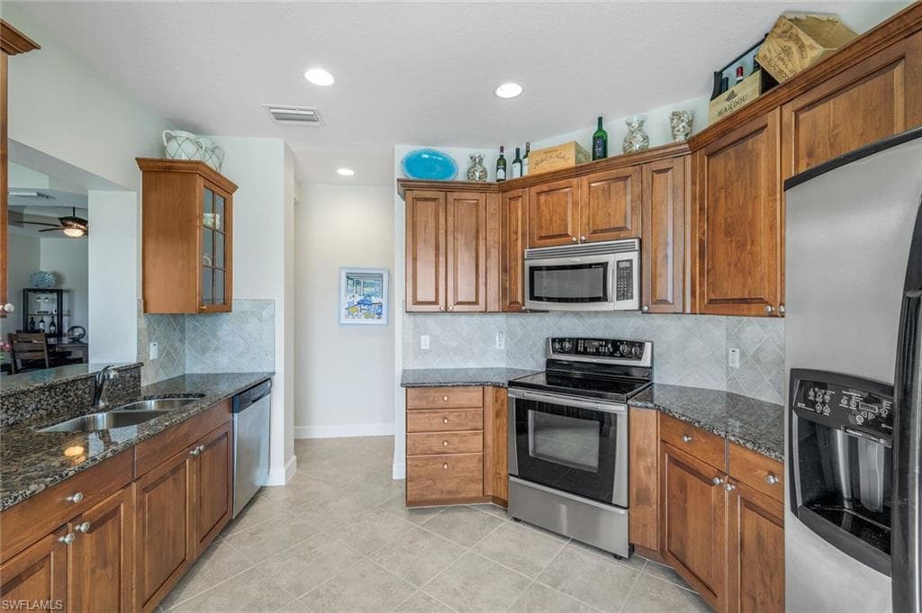 9213 Quartz Ln 101, Naples, FL 34120-11