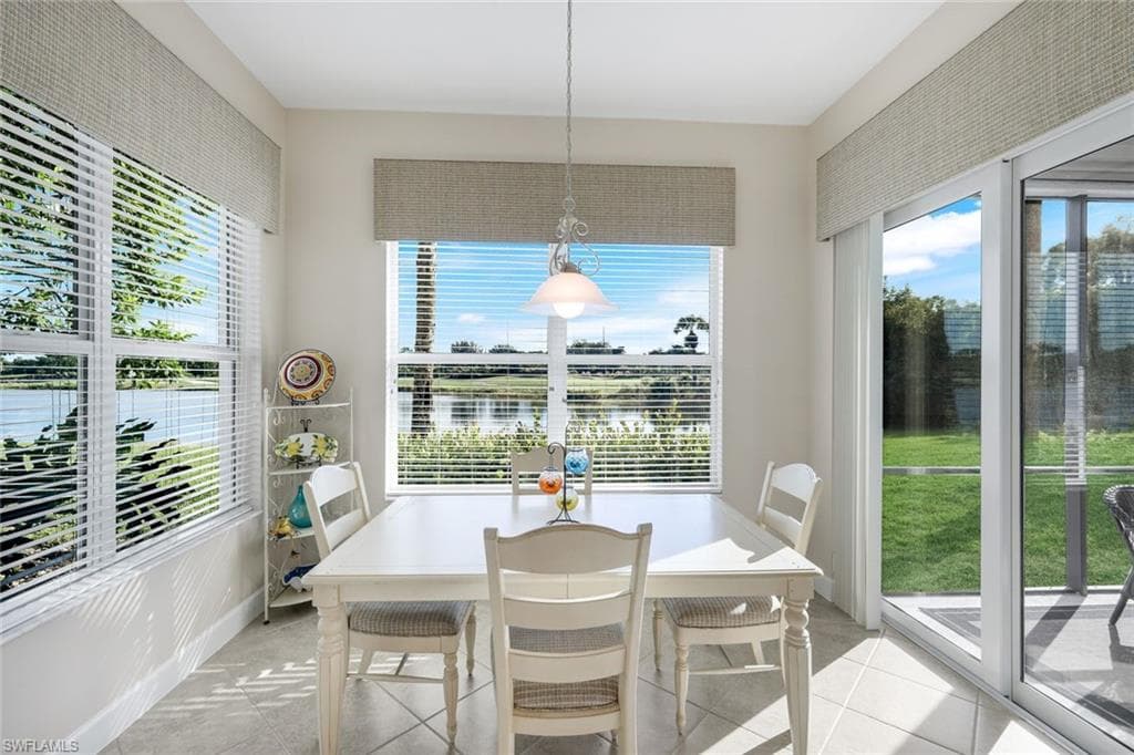 9213 Quartz Ln 101, Naples, FL 34120-15