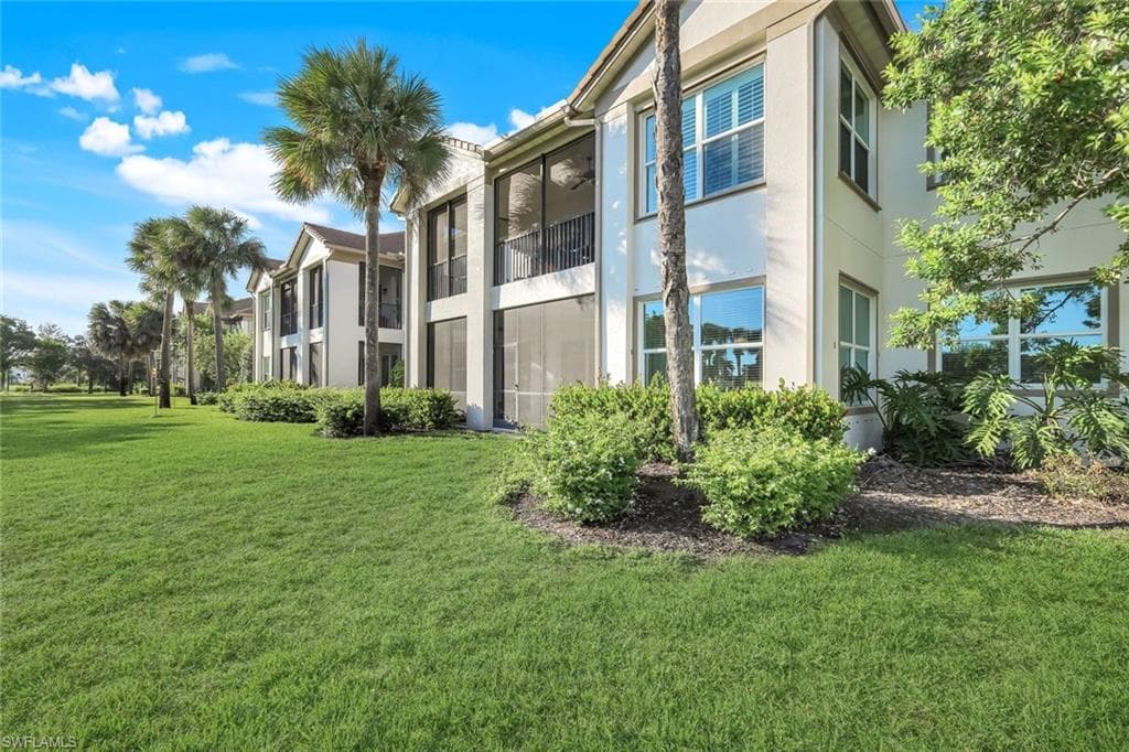 9213 Quartz Ln 101, Naples, FL 34120-31