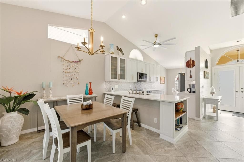 912 Belville Blvd, Naples, FL 34104-15