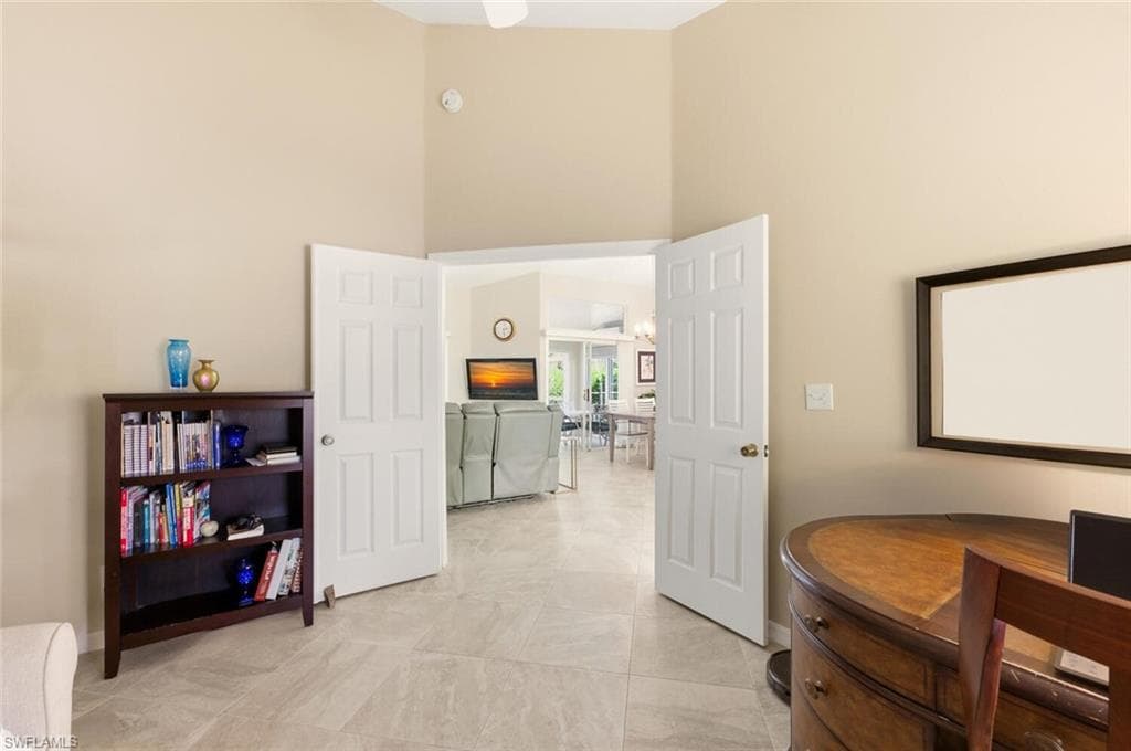 912 Belville Blvd, Naples, FL 34104-17