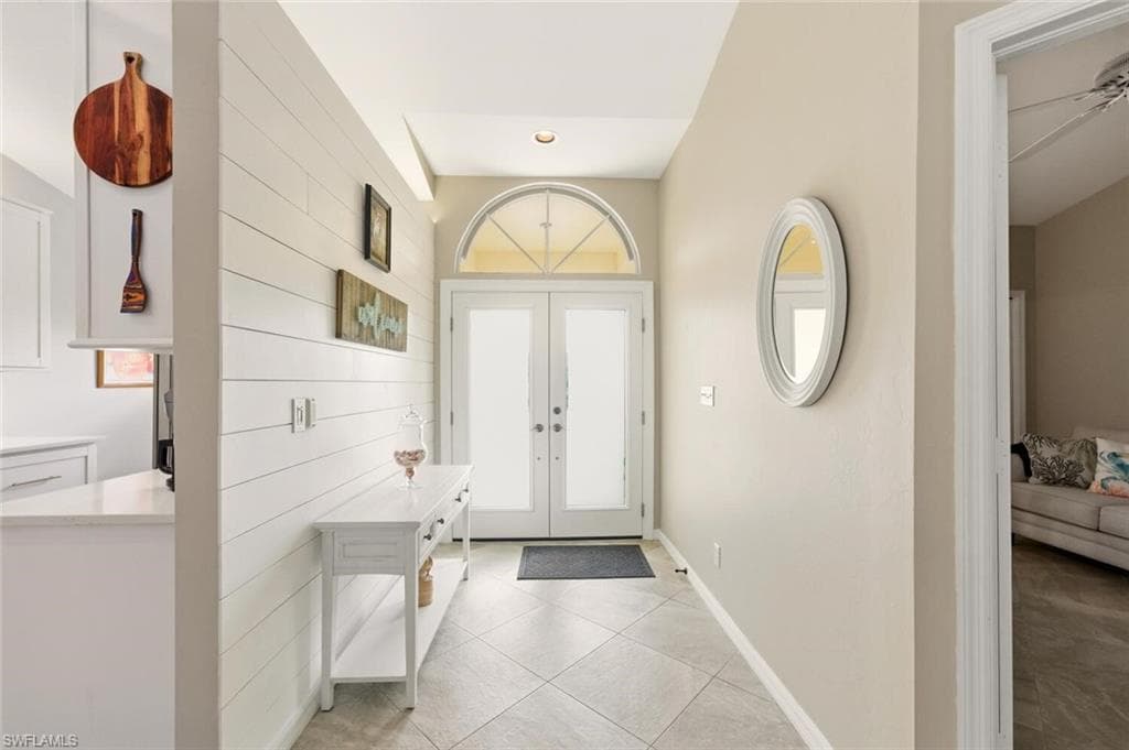 912 Belville Blvd, Naples, FL 34104-24