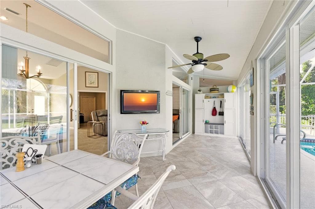 912 Belville Blvd, Naples, FL 34104-27