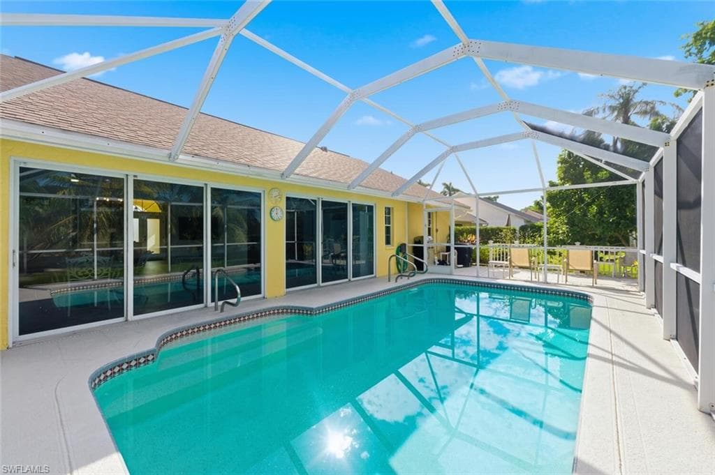 912 Belville Blvd, Naples, FL 34104-31