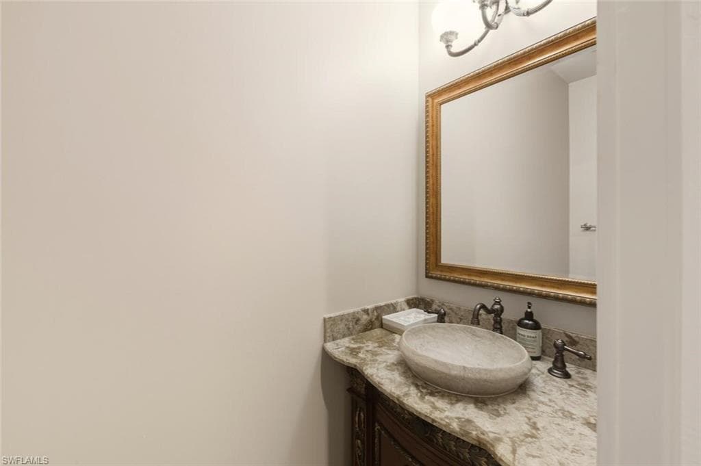 7944 Tiger Lily Dr, Naples, FL 34113-15