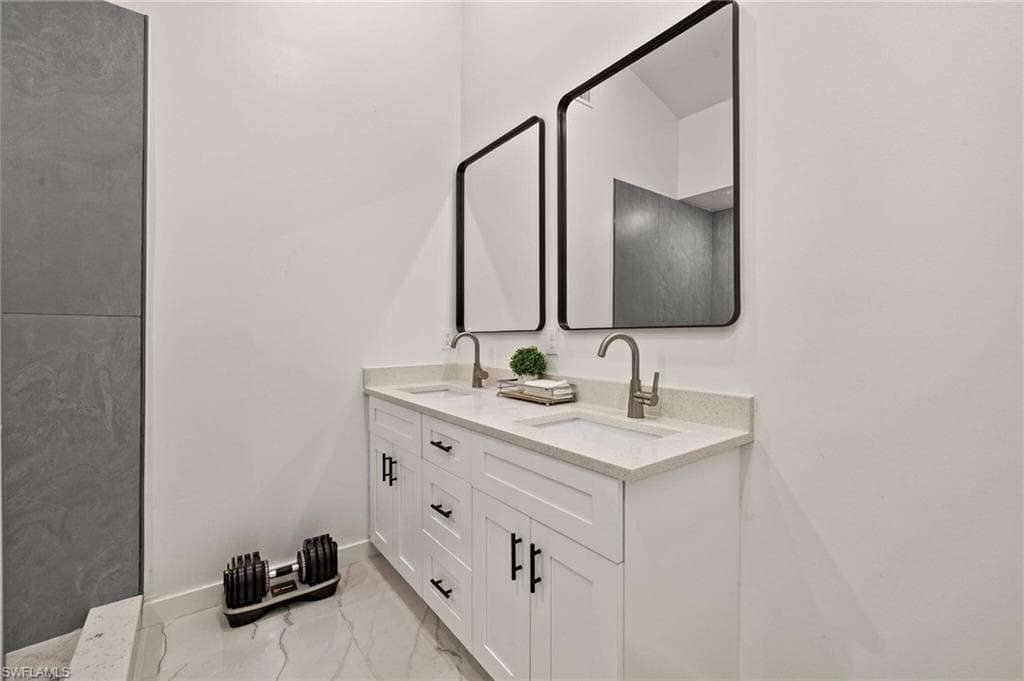 840 Carpenter St E, Lehigh Acres, FL 33974-19