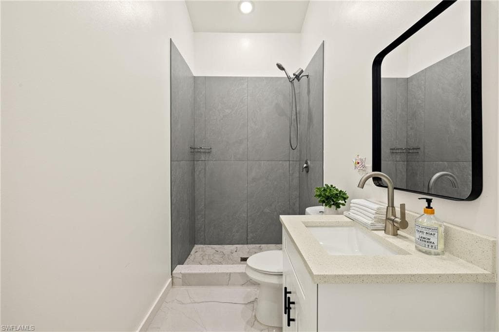 840 Carpenter St E, Lehigh Acres, FL 33974-23