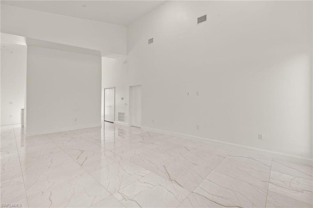 840 Carpenter St E, Lehigh Acres, FL 33974-7