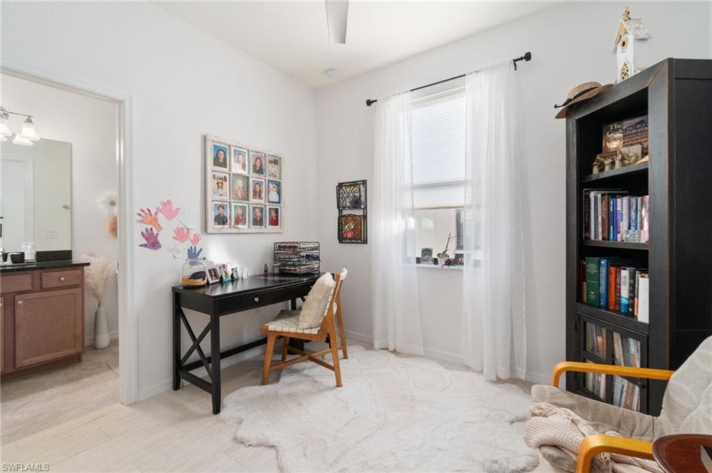 10919 Cherry Laurel Dr, Fort Myers, FL 33912-8