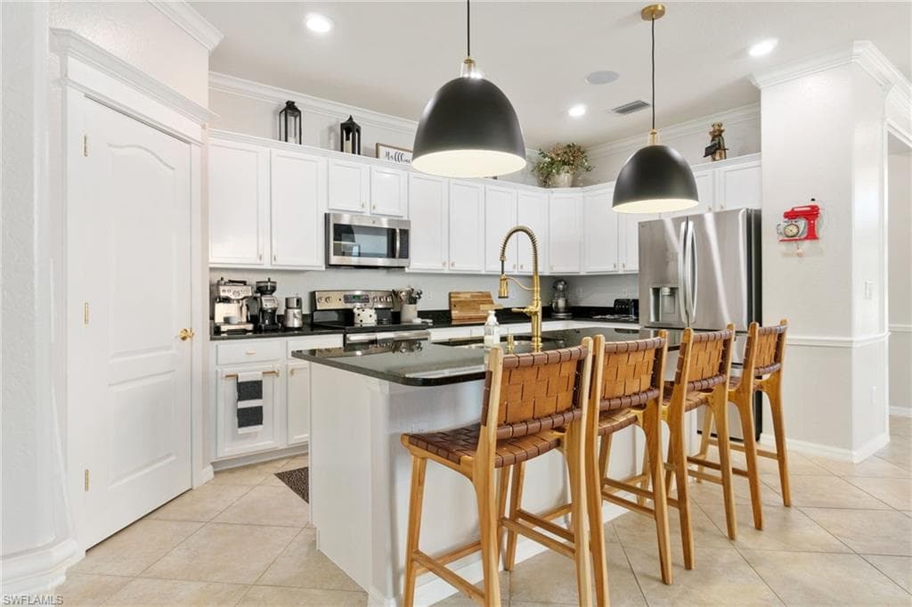 10919 Cherry Laurel Dr, Fort Myers, FL 33912-13