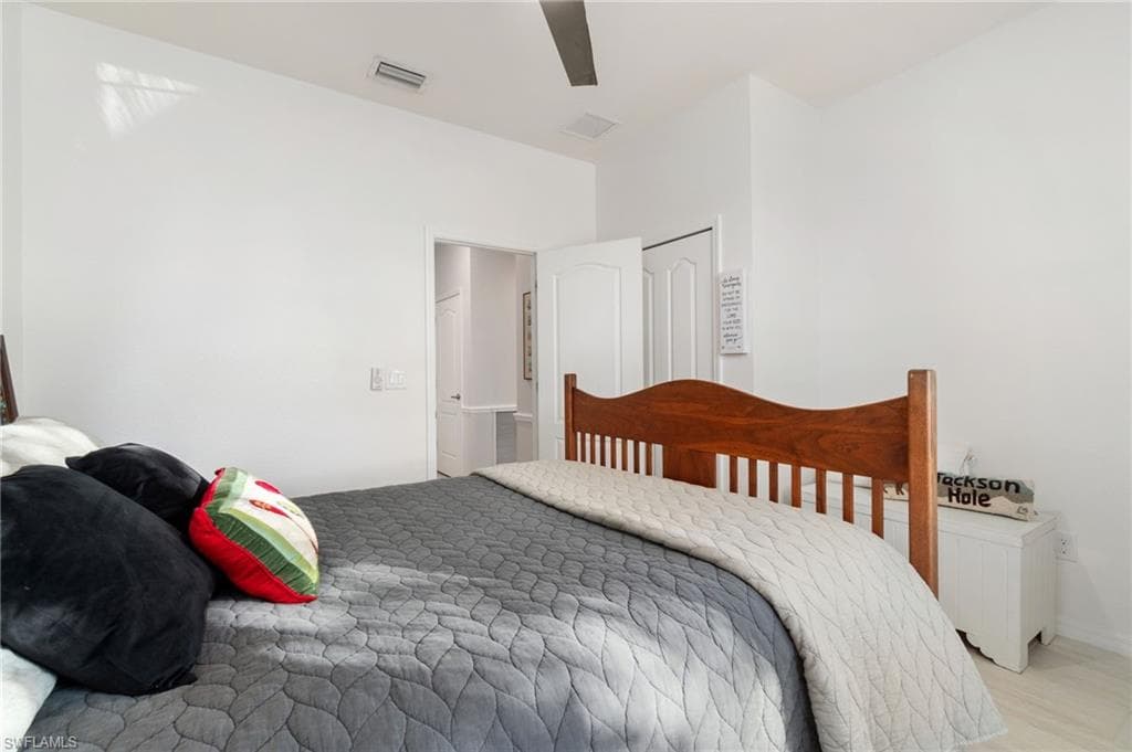 10919 Cherry Laurel Dr, Fort Myers, FL 33912-34