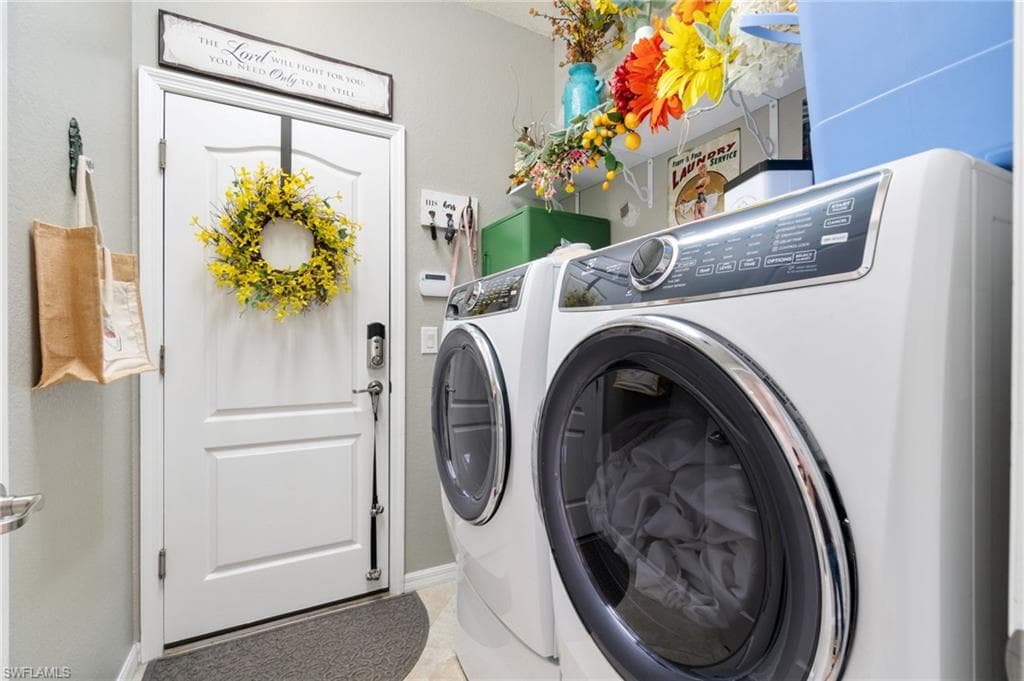 10919 Cherry Laurel Dr, Fort Myers, FL 33912-37