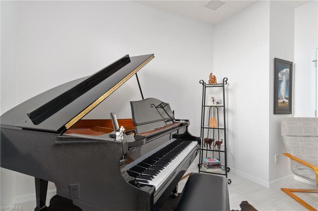 10919 Cherry Laurel Dr, Fort Myers, FL 33912-6