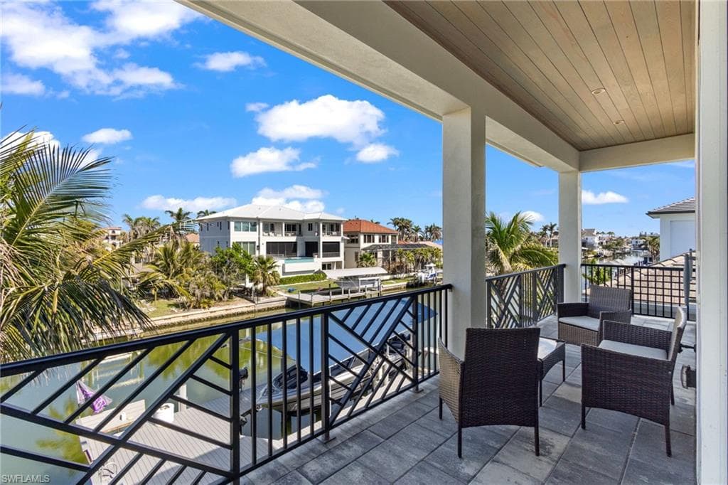 103 Bayview Ave, Naples, FL 34108-11