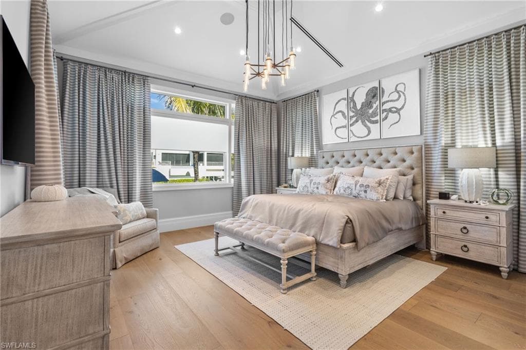 103 Bayview Ave, Naples, FL 34108-2