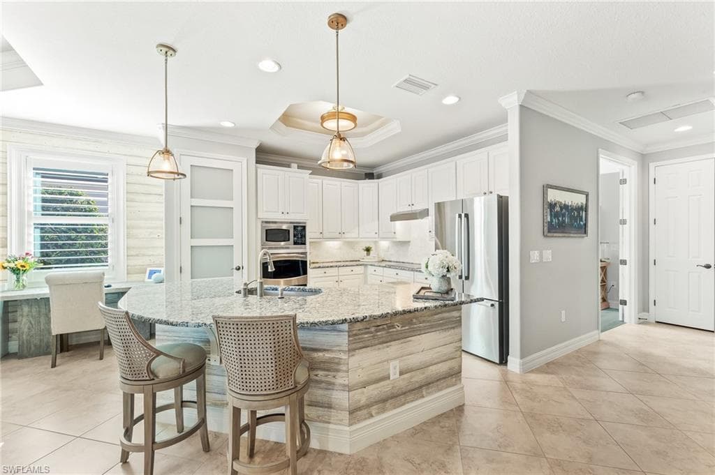 12621 Fenhurst Way, Naples, FL 34120-14