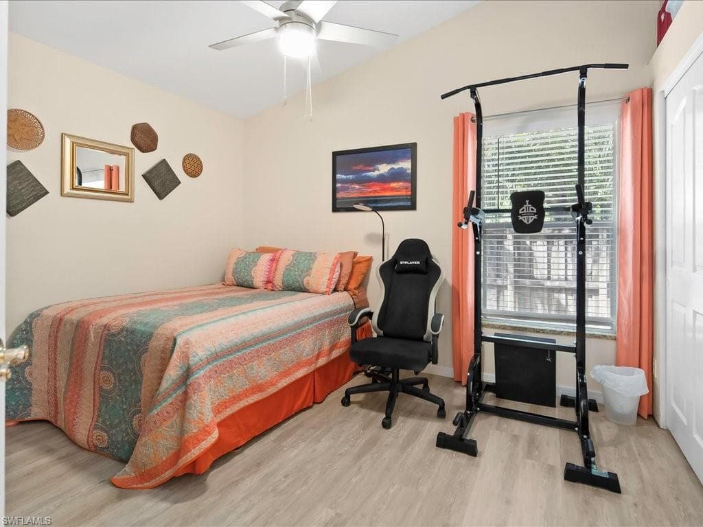 921 16th Ave SW, Naples, FL 34117-12