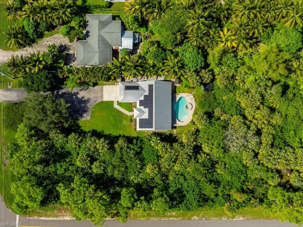 921 16th Ave SW, Naples, FL 34117-20